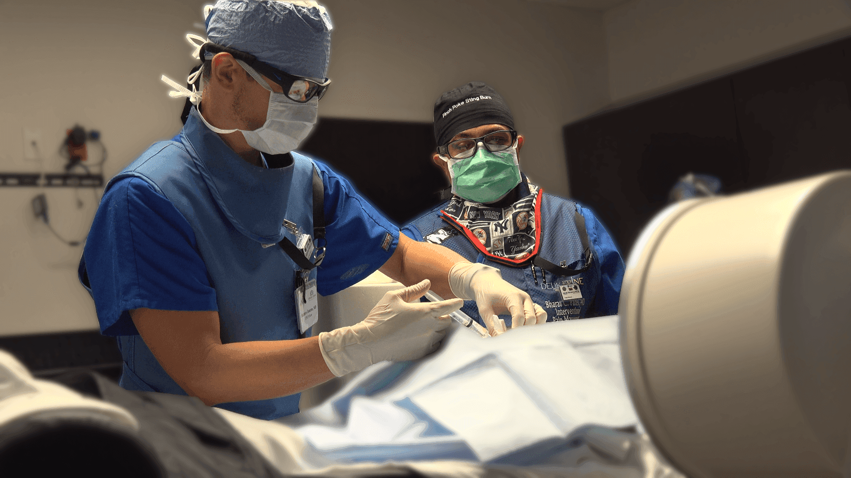 11 Best Spine Surgeons in 2023: For Patients with Back or Neck Pain