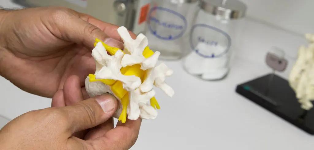 Understanding Degenerative Joint Disease: Symptoms, Diagnosis and Treatments